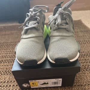 NWT Adidas NMD 4.5 men/ 6.5 women